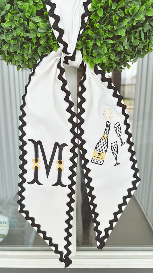 New Year’s wreath sash