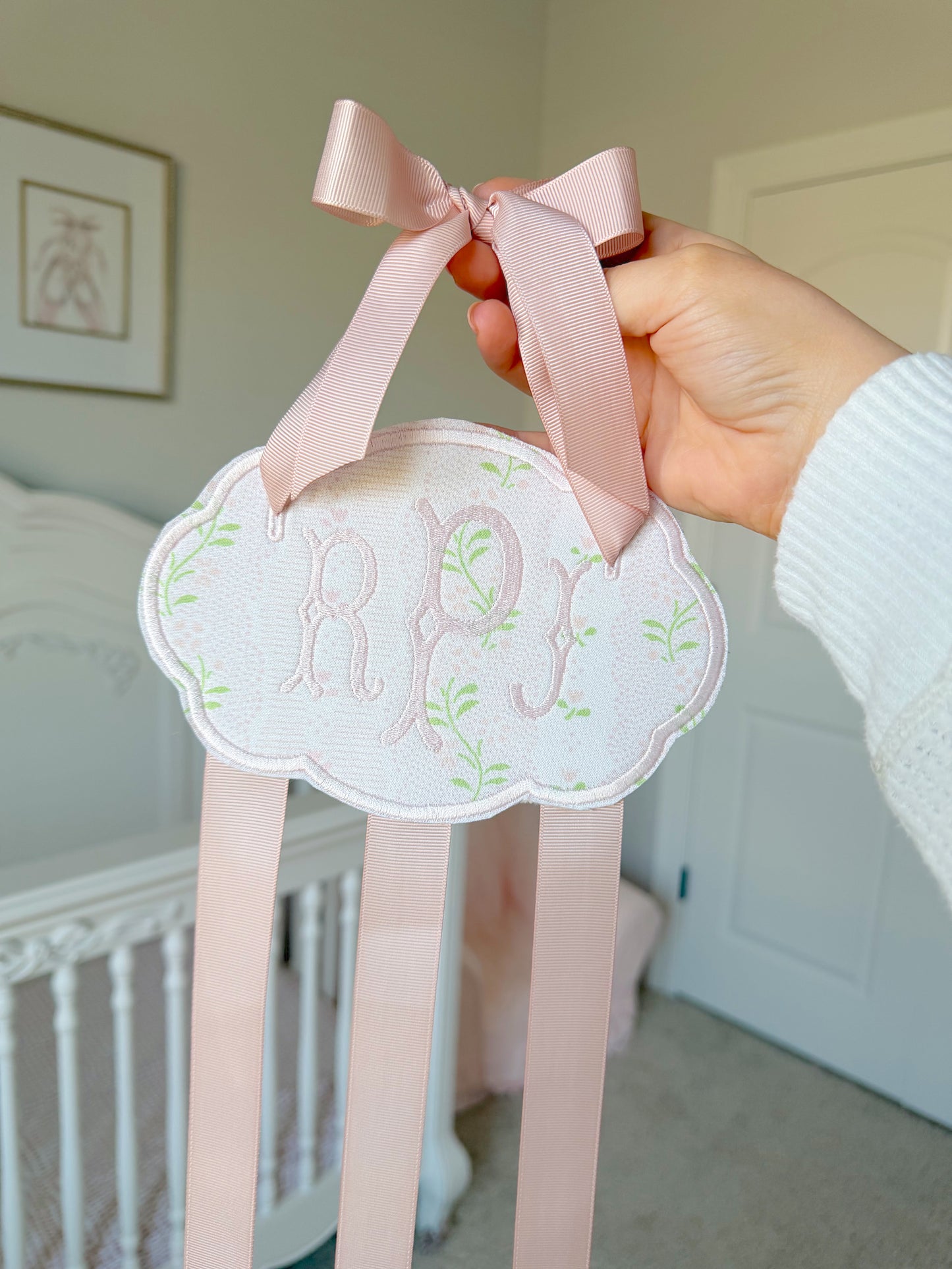 Floral Bow Holder