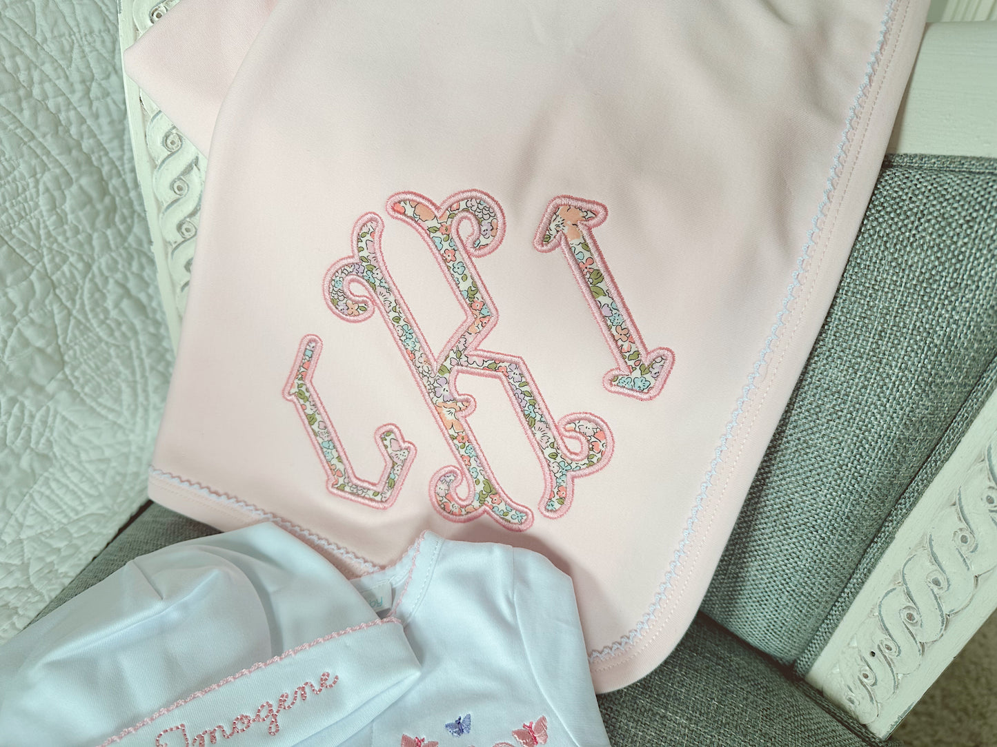 Applique Picot trim blanket