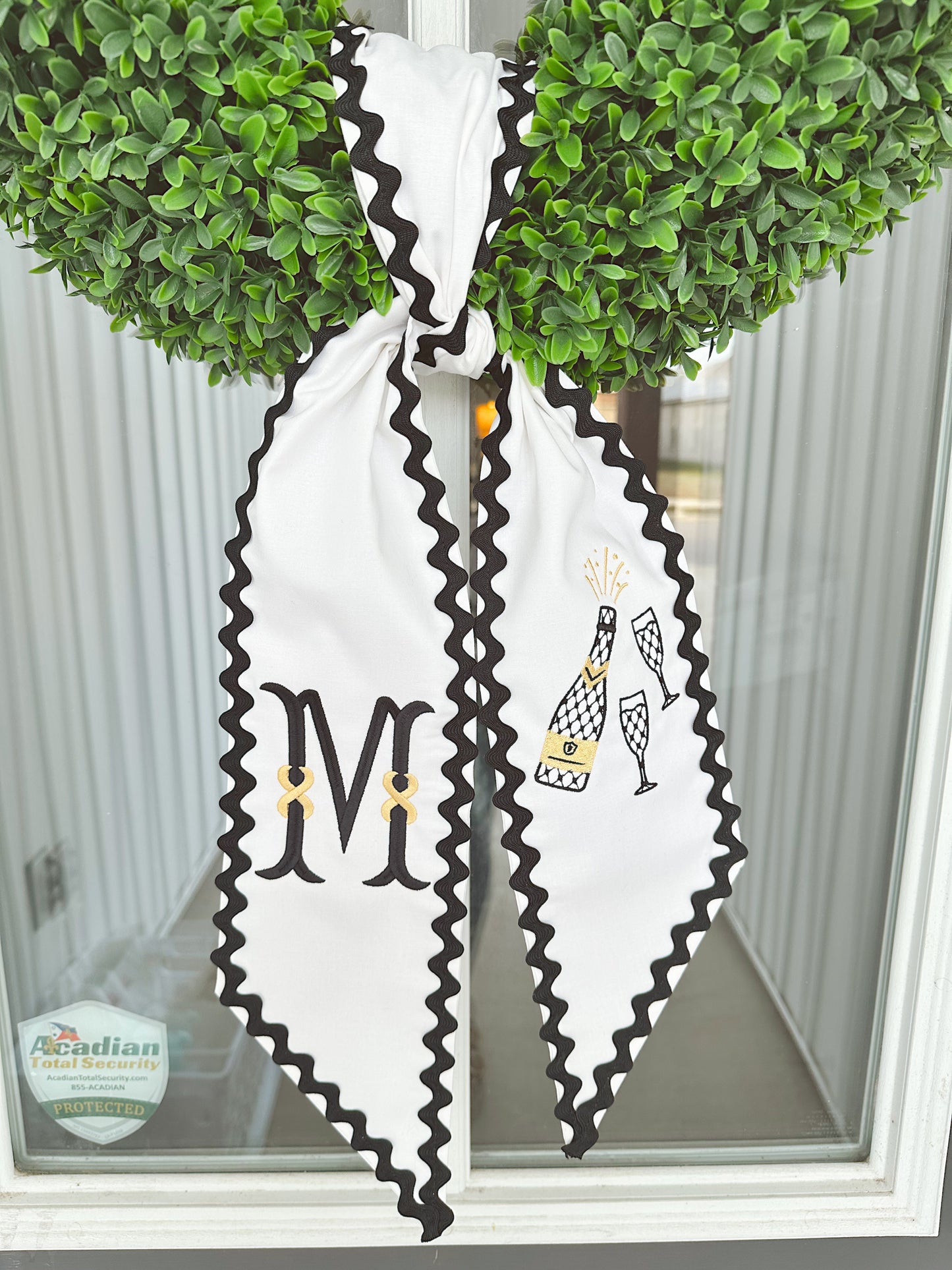 New Year’s wreath sash