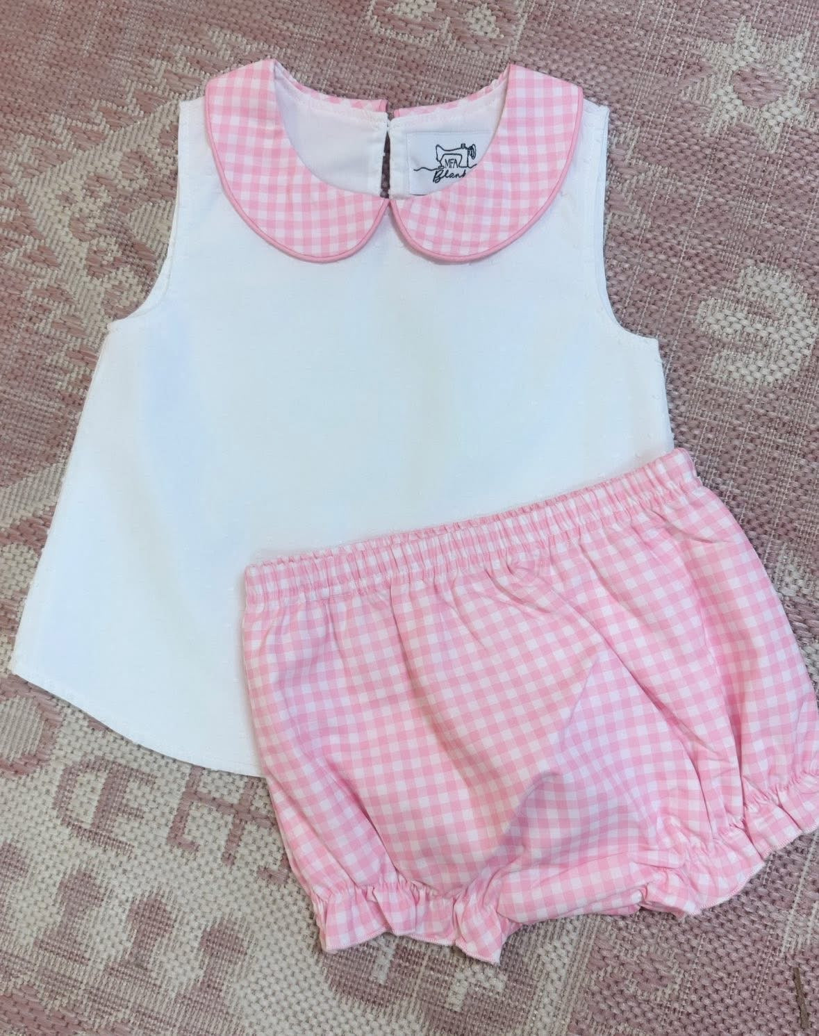 Springtime diaper sets