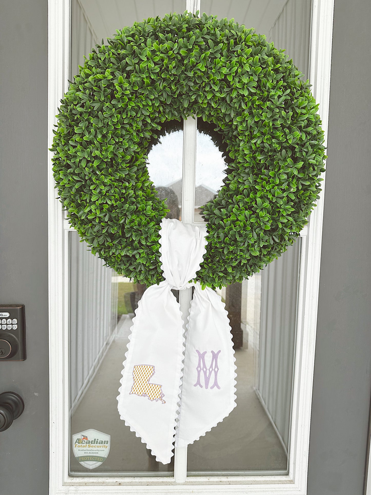 Louisiana wreath sash